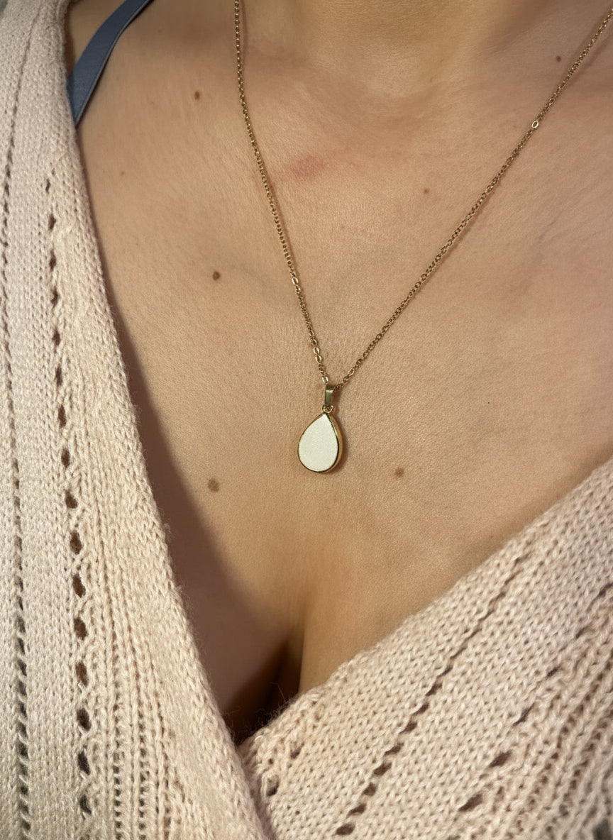 Mother’s Glow  – Drop of Milk Gold