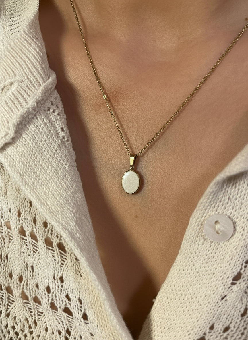 Mother’s Grace – Oval of Milk Gold