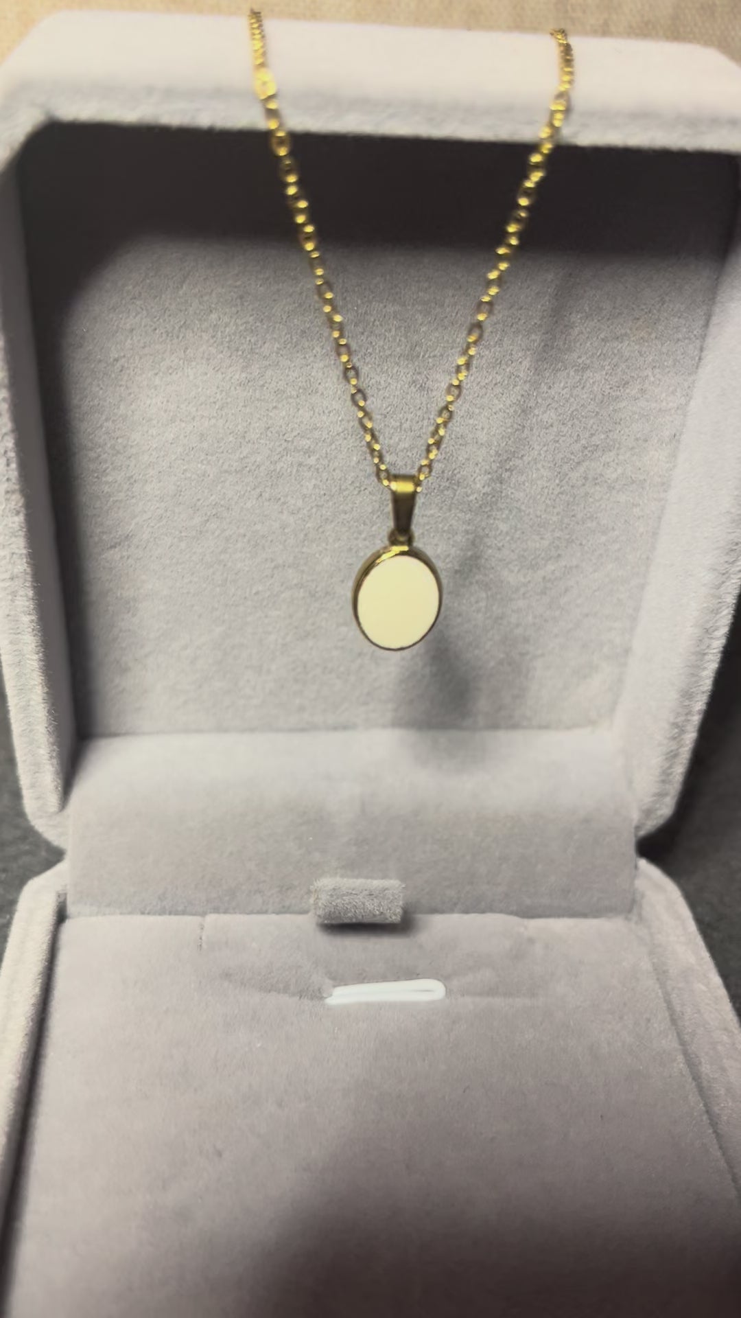 Mother’s Grace – Oval of Milk Gold